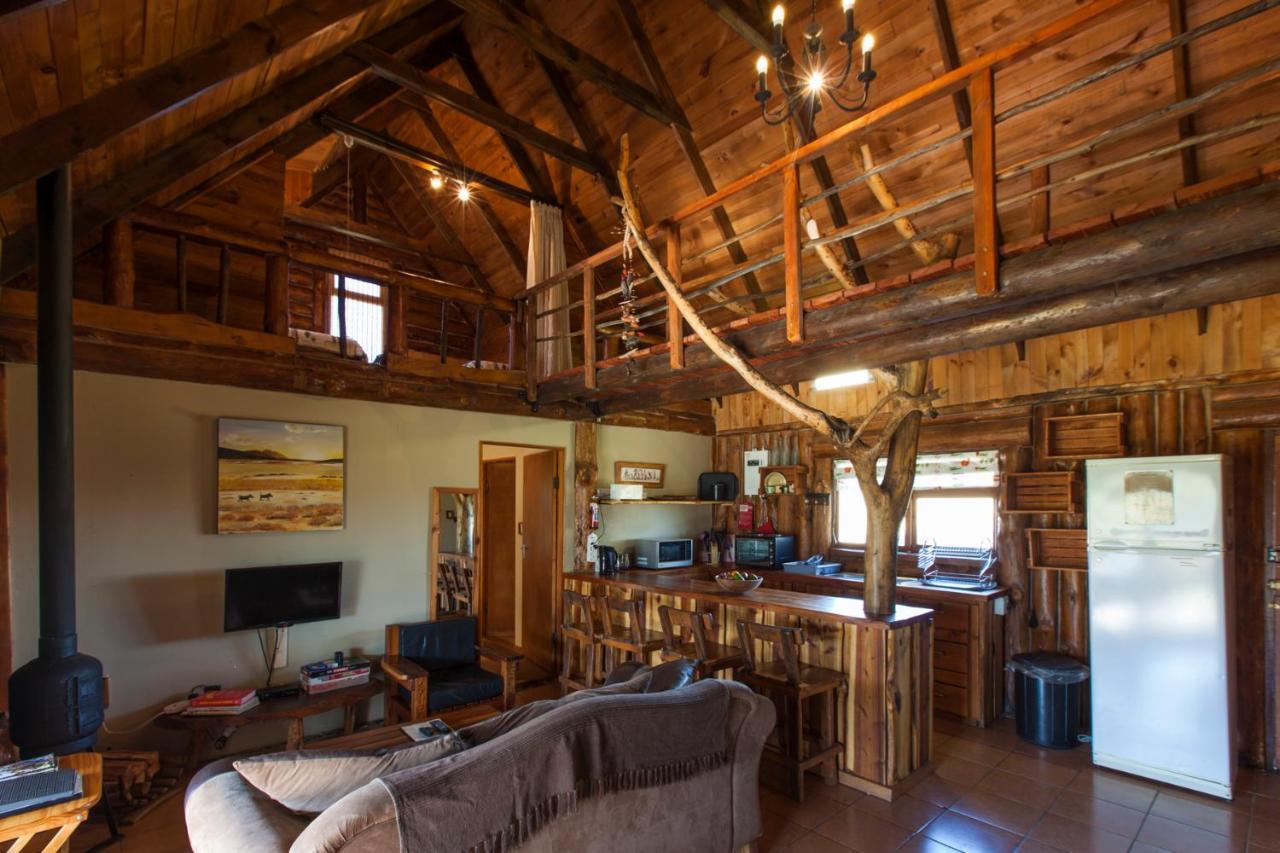 A Log Home At Buffalo Creek Buffeljagsrivier Buitenkant foto